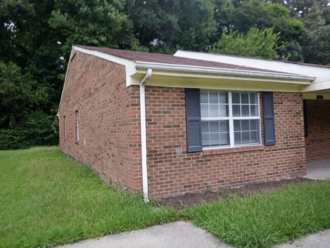 Building Photo - Camellia6057