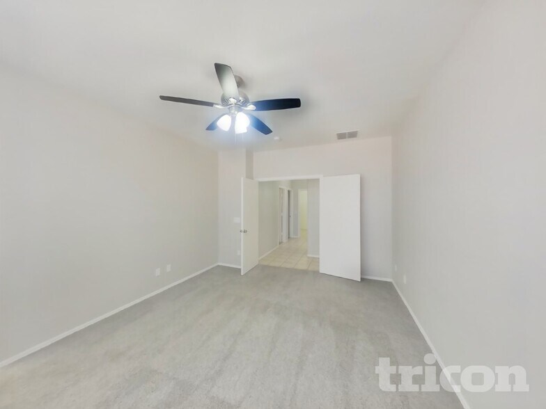 Building Photo - 2836 S 66th Ave