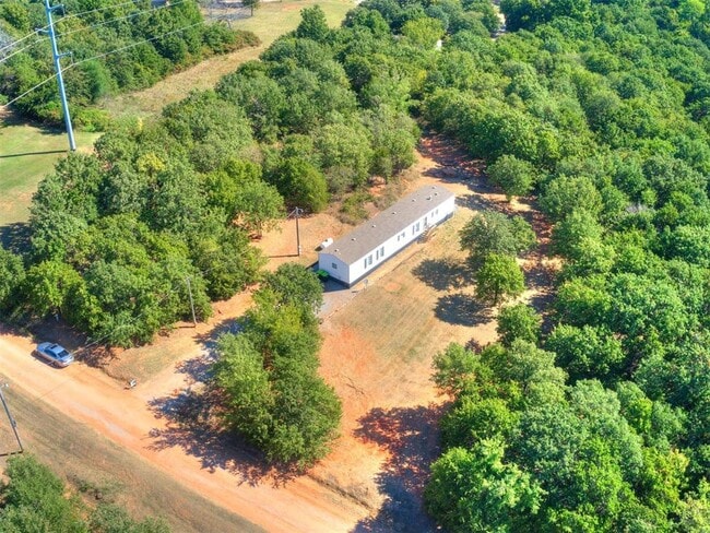 Building Photo - 7741 142nd St