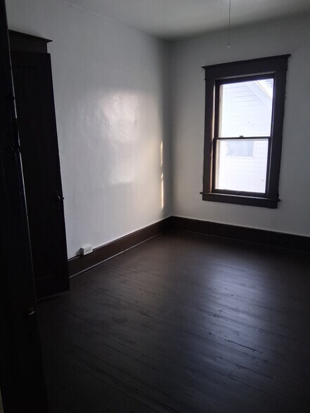 Building Photo - 38 Frederick St