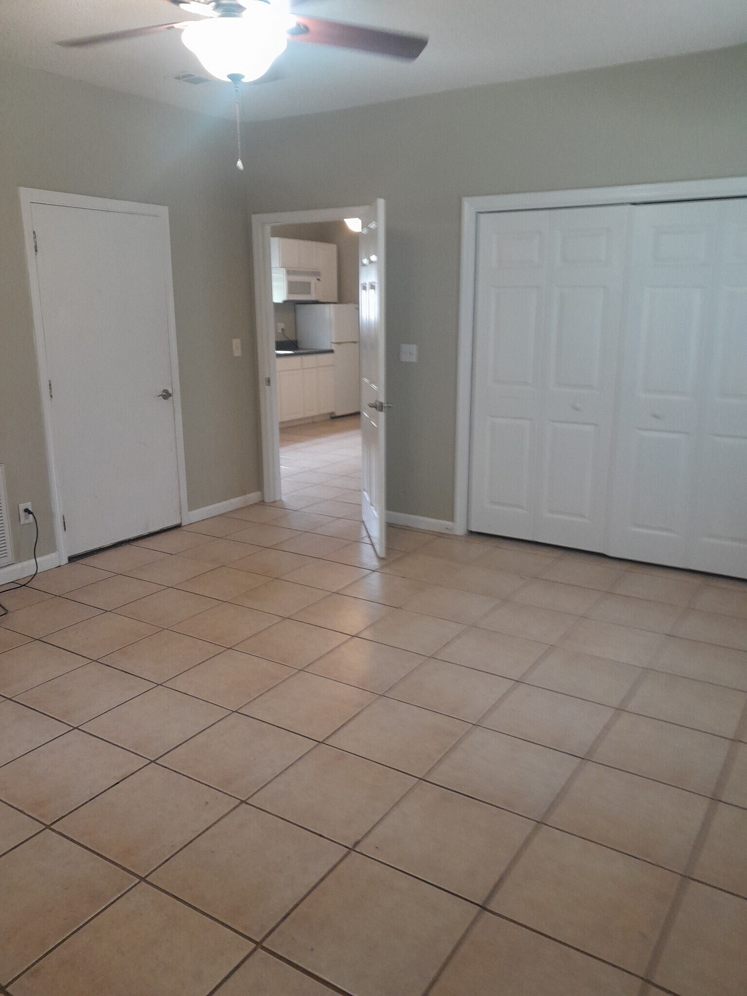 Building Photo - 5983 Crabtree Church Rd