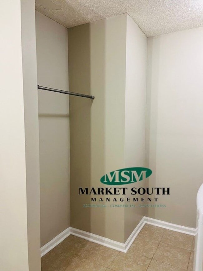 Building Photo - 3 Bedroom Beauty in Laurelwood Plantation- SPECIAL OFFER!!!