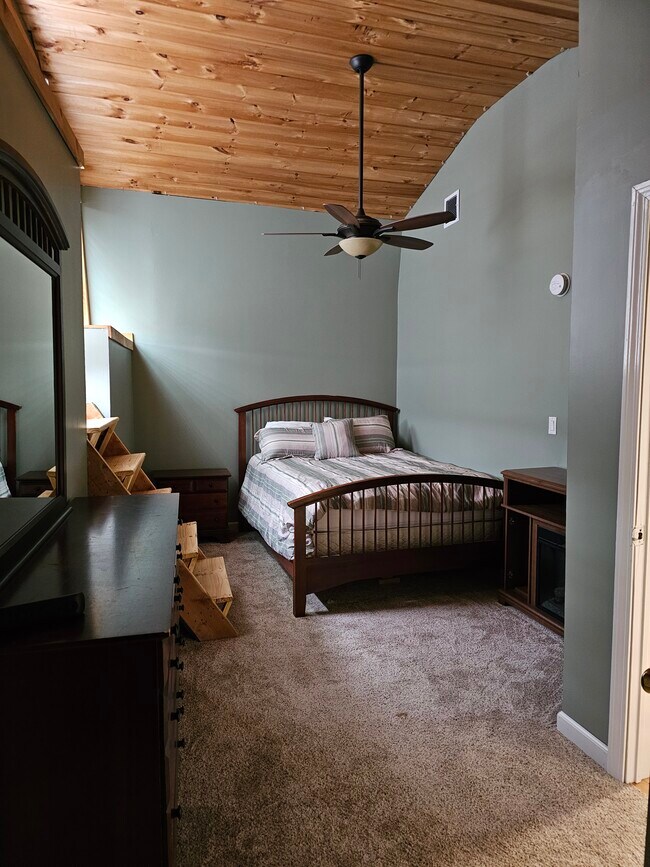 Building Photo - 218 Taftville Occum Rd