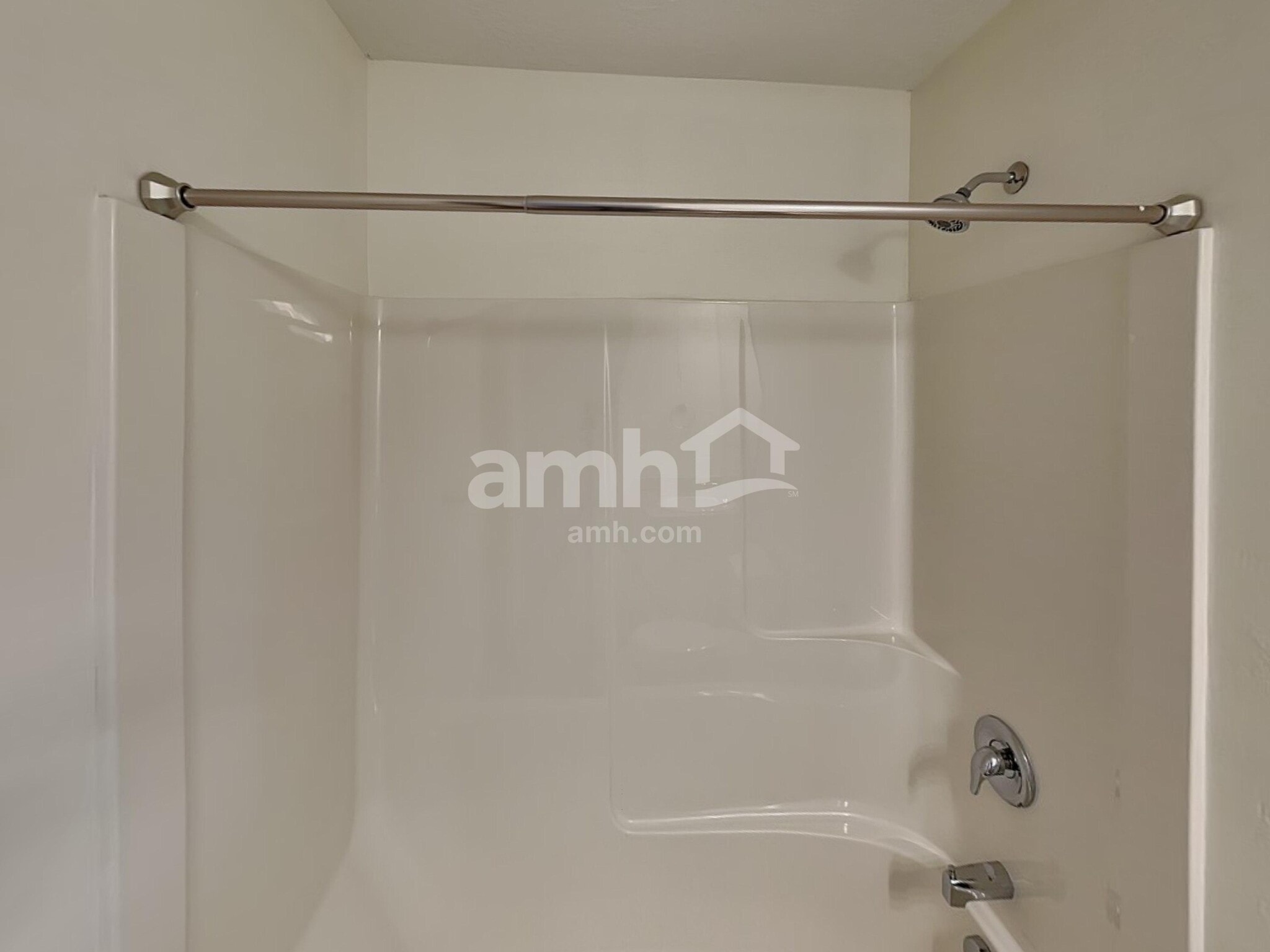 Building Photo - 2 American Way