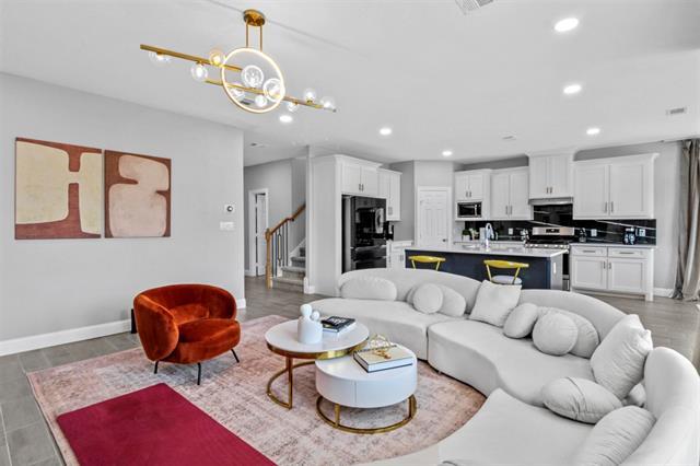 Building Photo - 610 Parker Cir