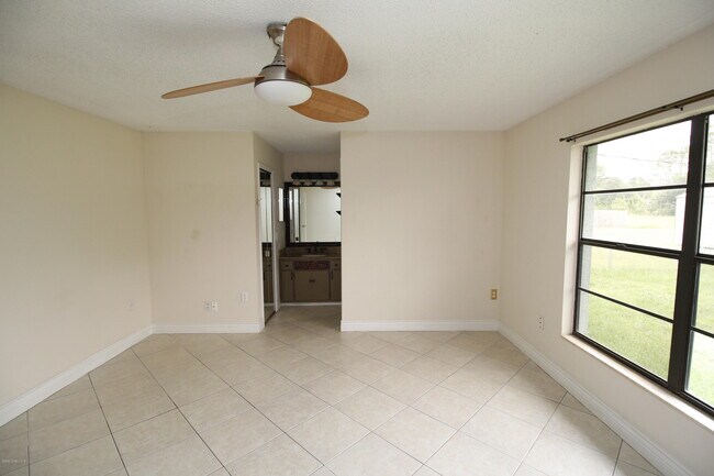 Building Photo - 1361 Lamplighter Dr NW