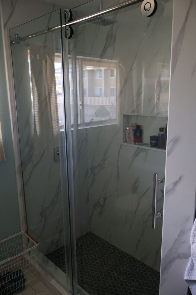 Building Photo - Royal Kunia Subdivision - Kulana Knolls Townhomes