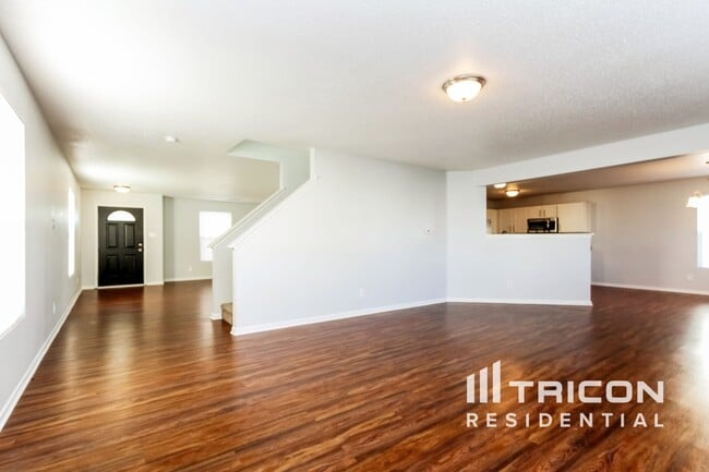 Building Photo - 453 Bridgewater Dr