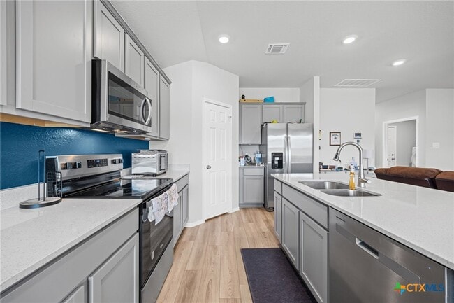 Building Photo - 7203 Gilbert Dr