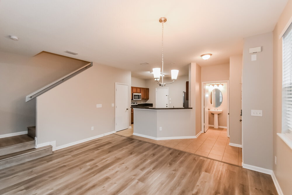 Building Photo - 6055 Bartram Village Dr