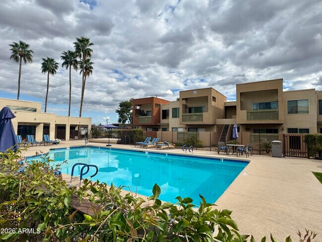 Building Photo - 3600 Hayden Rd