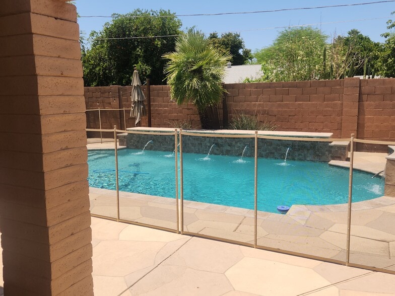 Pool3 - 3138 N 83rd St