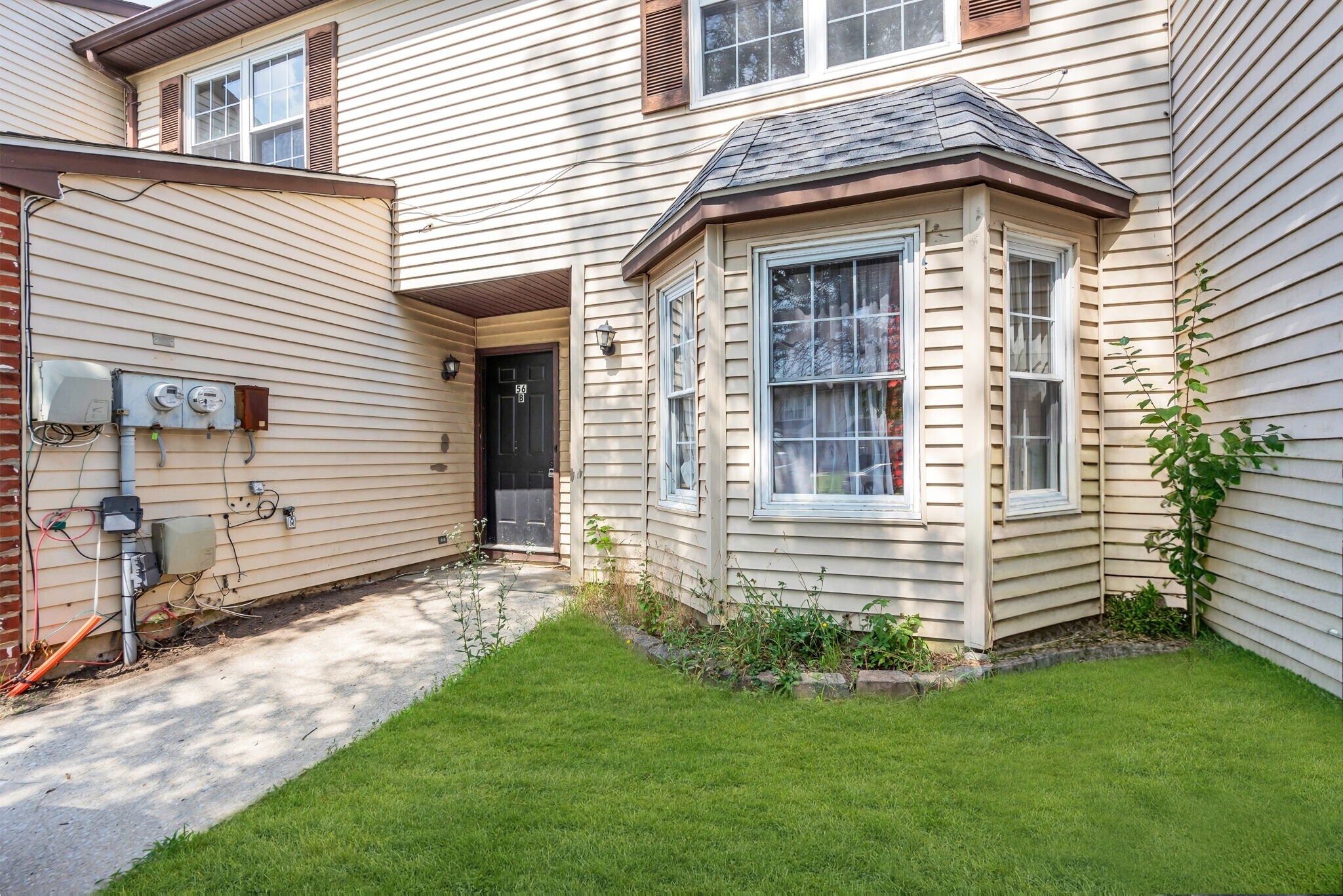 Building Photo - 56 Hopewell Ln