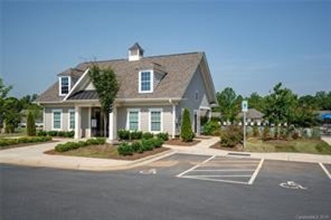 Building Photo - Sherrills Ford in Cul-de-Sac