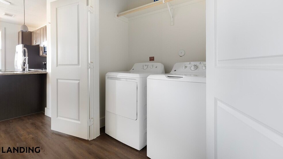 Building Photo - 20915 Wilderness Oak