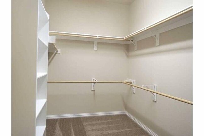 Building Photo - 3709 Mineral Dr