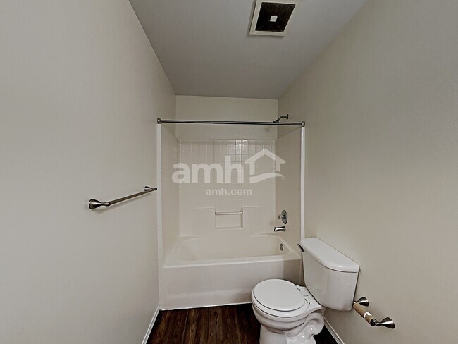 Building Photo - 18704 94th Ave Ct E