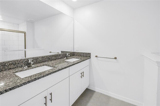 Building Photo - 9305 Bonita Mar Dr