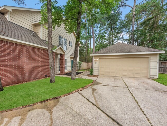 Building Photo - 142 N Magnolia Pond Pl