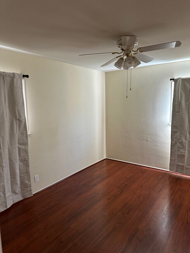 Building Photo - 26025 Cypress St