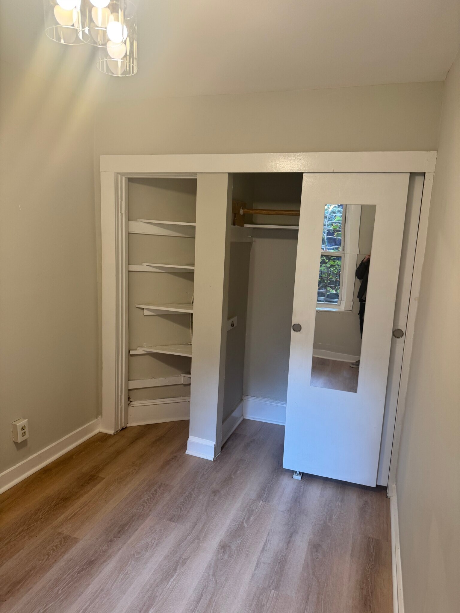 Building Photo - 70 Joy St