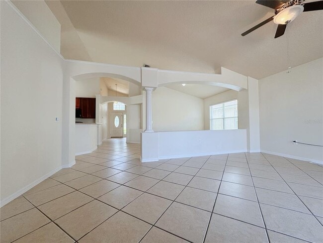 Building Photo - 171 Thornbury Dr