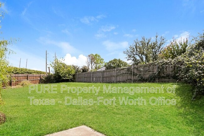 Building Photo - 4000 Cottage Park Ct