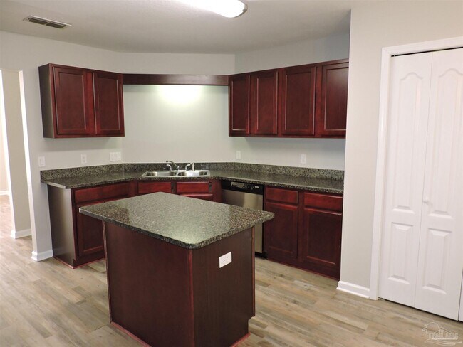 Building Photo - 2018 Gren Mill Ct