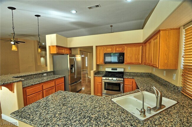 Building Photo - 1310 Autumn Wind Way