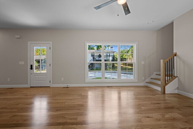 Building Photo - BRAND NEW! Spacious Nashville Home in a Qu...