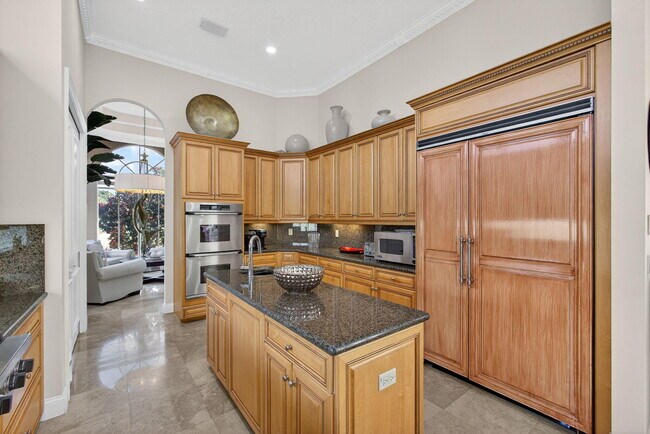 Building Photo - 8381 Egret Lakes Ln