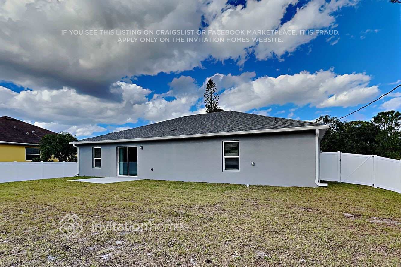 Building Photo - 1509 Talavera St SE
