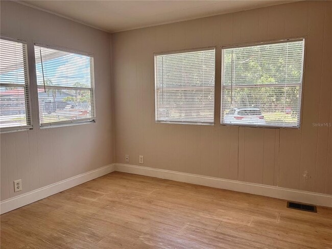 Building Photo - 3608 16th St W
