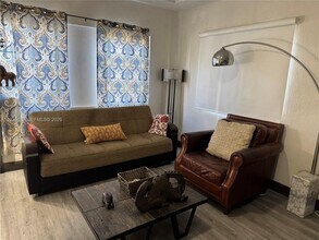 Building Photo - 168 NW 53rd St