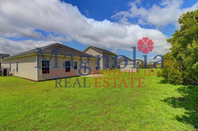 Building Photo - 3 Bedroom 2 Bathroom Live Oak - Richmond Hill