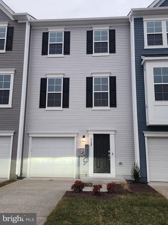 Building Photo - 117 Canning Rd