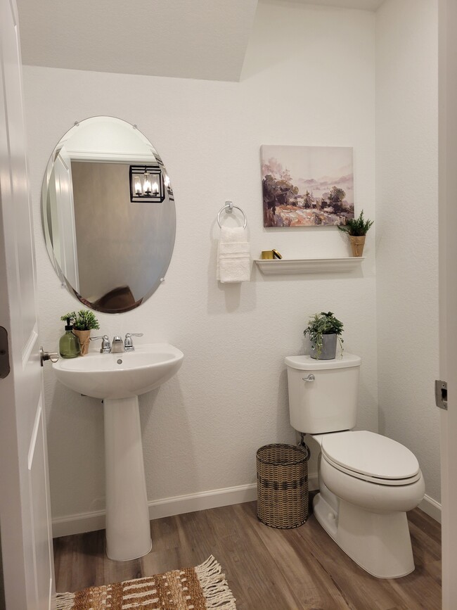 Building Photo - 478 Millwall Cir