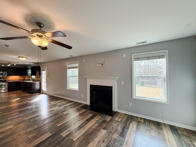 Building Photo - 164 Ladden Ln