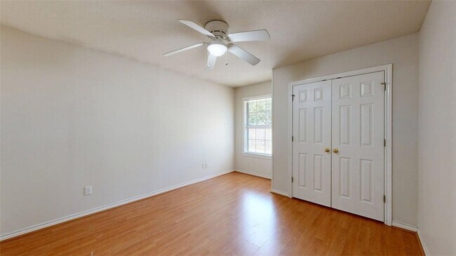 Building Photo - 235 Stuttgart Cir
