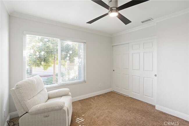 Building Photo - 1619 Carmel Cir W