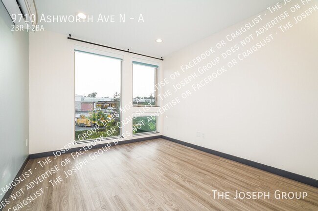 Building Photo - 9710 Ashworth Ave N