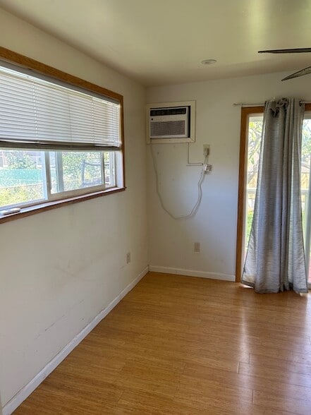 Building Photo - 137 Aliilani Pl