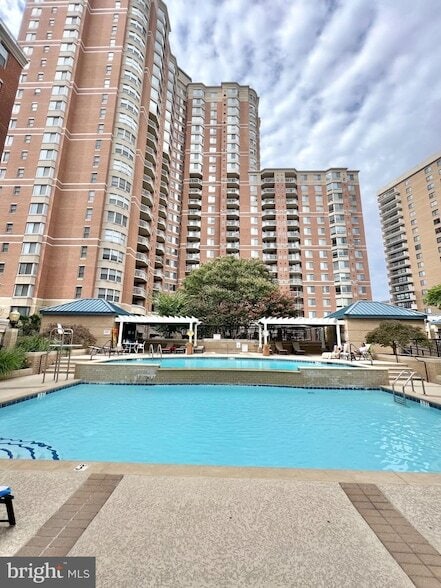 Building Photo - 3830 9th St N