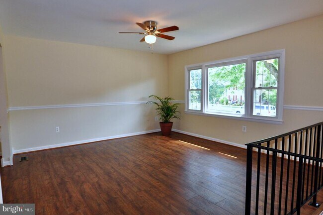 Building Photo - 13831 Delaney Rd
