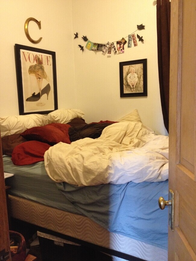 Building Photo - 3448 W Drummond Pl