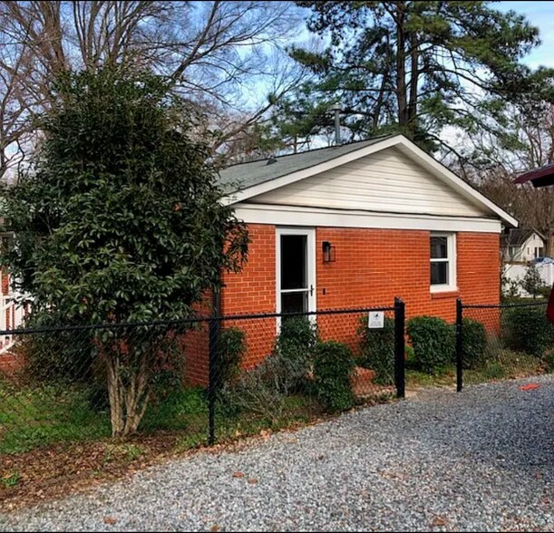 Building Photo - 19824 Washam St