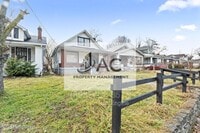 Building Photo - 1456 Beech St