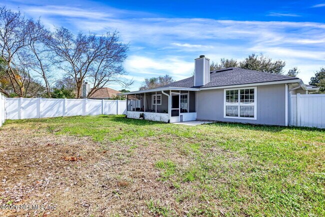 Building Photo - 12967 Canyon Creek Trail S