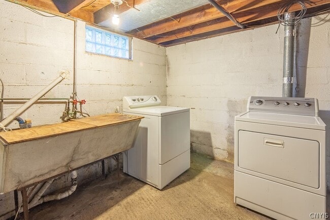 Building Photo - 419 Fergerson Ave