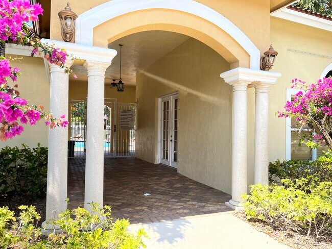 Building Photo - 58 SE Palermo